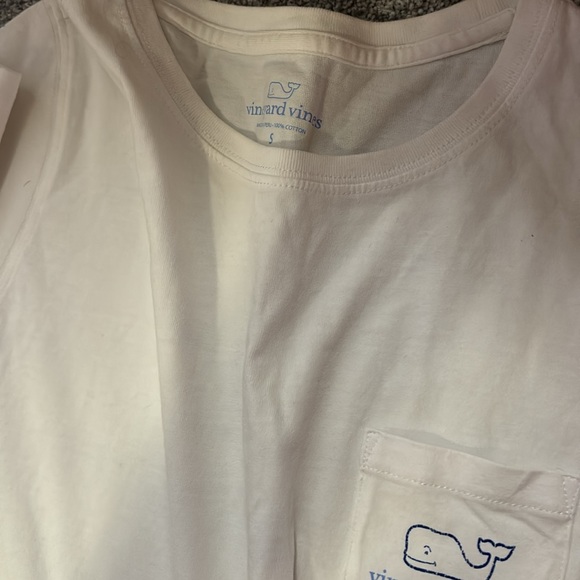 White vineyard vines tee - Picture 2 of 3